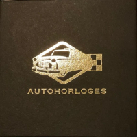Automobiliahorloge Tesla.